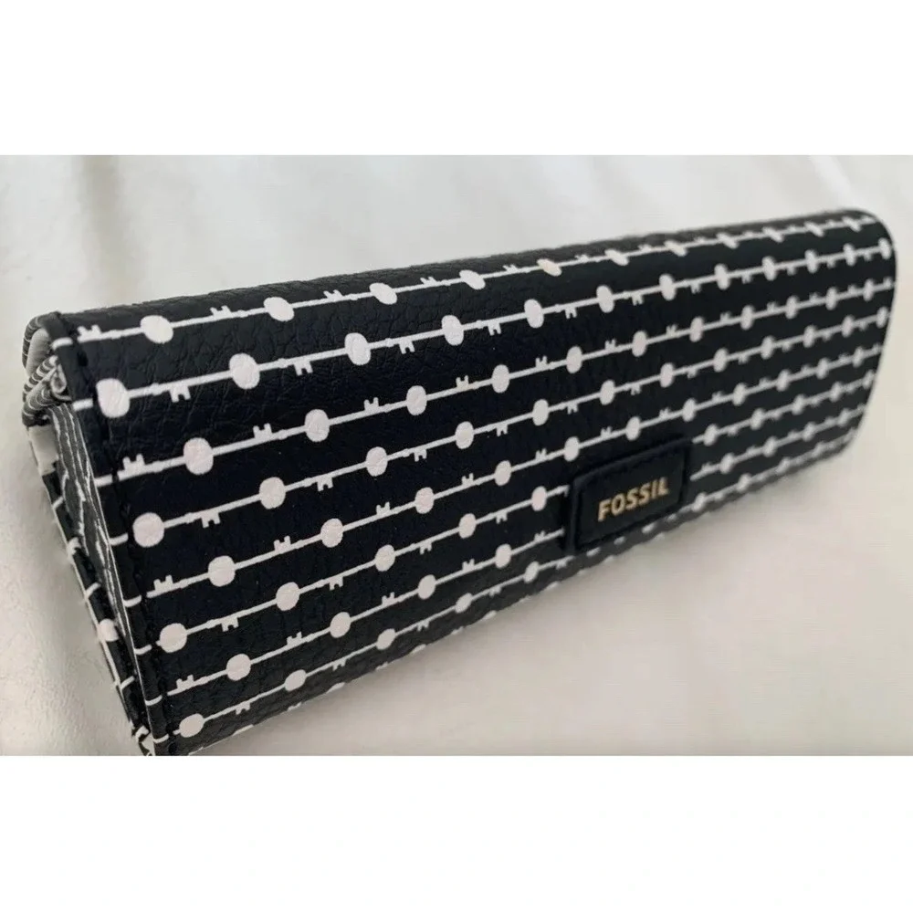 Fossil Sofia Hard Shell Eyeglass Sunglasses Case Black & White Key Print EC